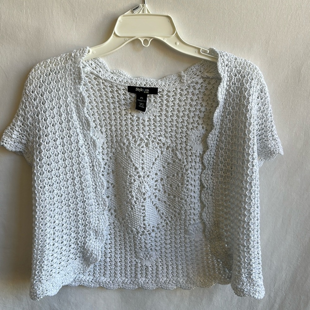 Style & Co. white crop cardigan, size PS
